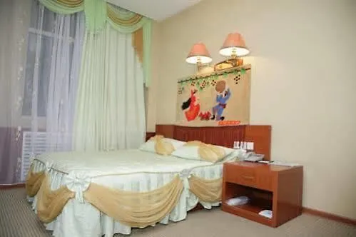 Zolotoi Drakon Hotel Almaty Bed & Breakfast